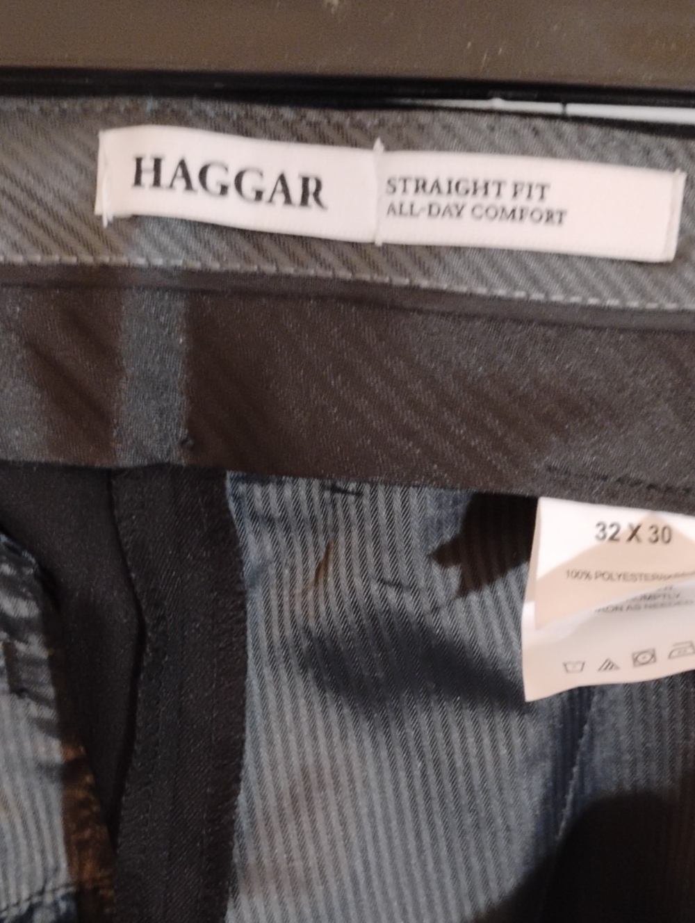 Haggar Men's Dress Pants Interior in Charcoal and Black